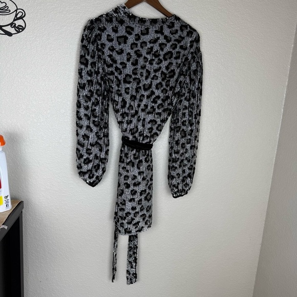 Retrofete Black and Gray Gabriella Robe Dress SZ Small - Picture 11 of 16